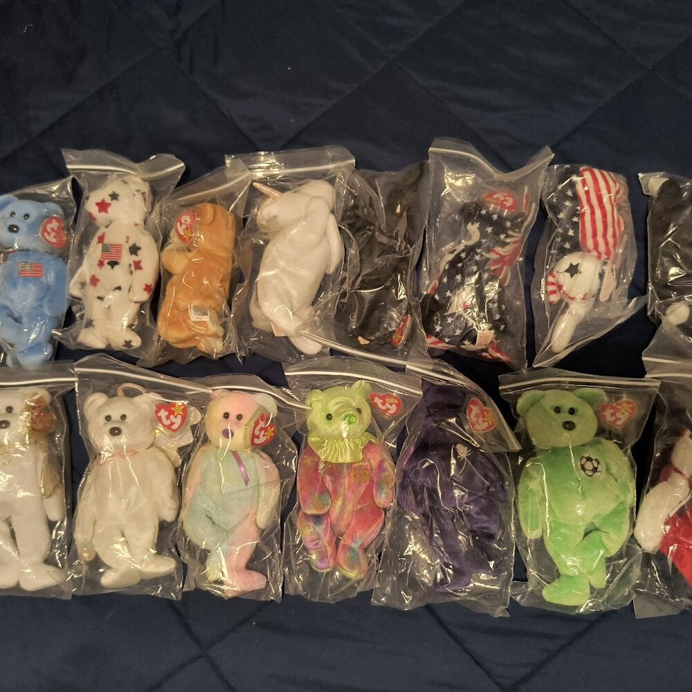 15 Beanie Babies, Official Club Bag, Official Membership Kit, Baggies, Tag Cover